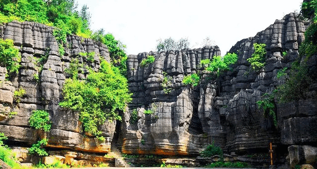 恩施旅游團(tuán)報價表2025_跟團(tuán)費用明細(xì)_旅行社價格對比